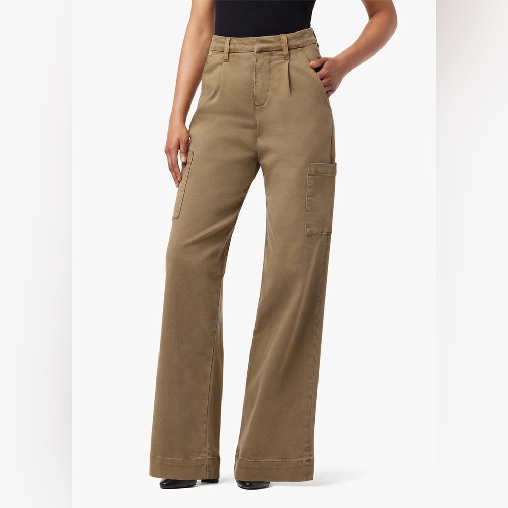 NWT Joe’s Jeans - The Petra, wide leg cargo pant
